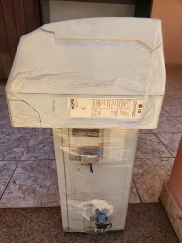 Ar-Condicionado Split LG 9.000 BTUs Completo (Evaporadora + Condensadora)