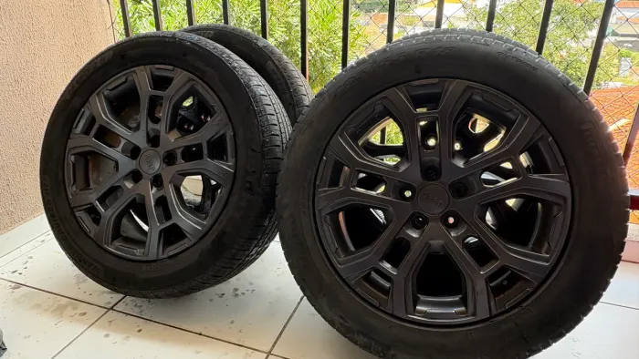 Kit RODAS e PNEUS aro 18 originais Jeep