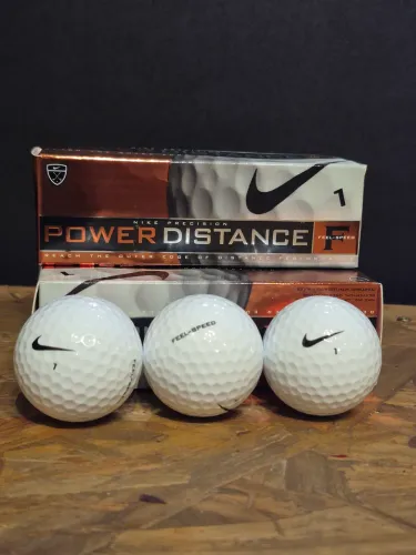 Vendo 9 bolas de Golfe, NIKE Power Distance