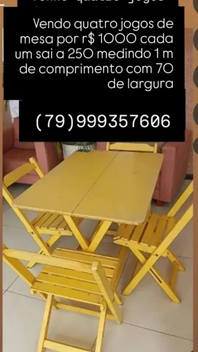 Mesa dobrável em madeira