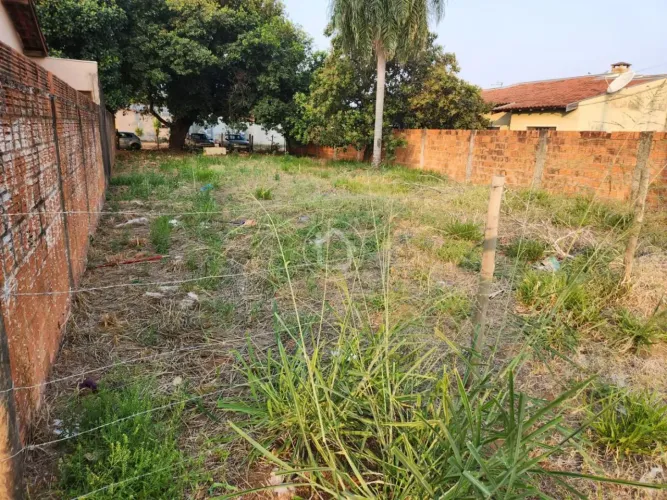 TERRENO BAIRRO ITATIAIA PRÓXIMO DA LAGOA