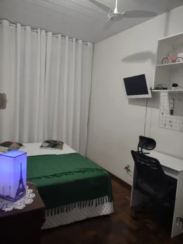 Divido apto, Blumenau, com moças, estudante Furb, $850