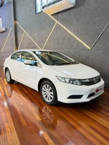 Honda Civic Sedan LXS 1.8/1.8 Flex 16V Aut. 4P 2016