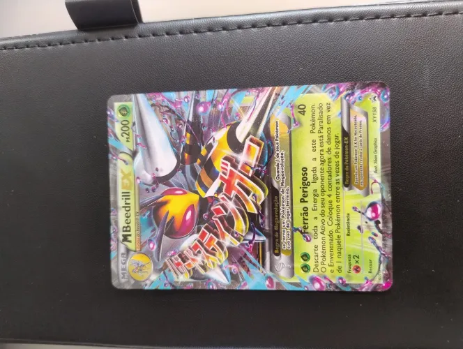 Carta pokemon Mega Beedrill ex