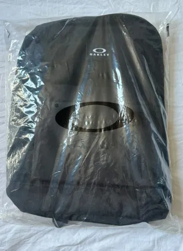 MOCHILA OAKLEY