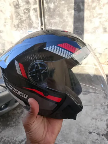 Capacete de moto 