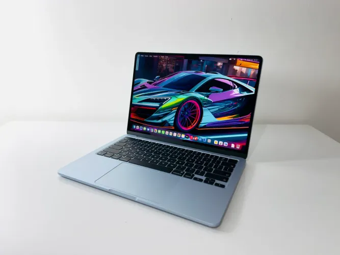MACBOOK AIR 2026 CHIP M5-16GB RAM-512GB NVME-TELA 13.6 RETINA