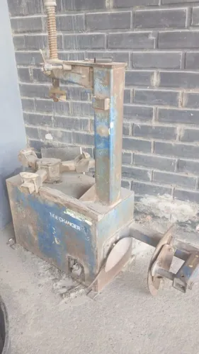 Maquina de pneus