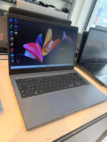 Notebook Samsung Book i3-11°Gen | 8Gb RAM | SSD 256Gb