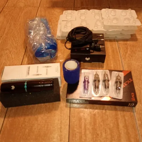 Kit de tatuagem - máquina de tatuagem, fonte