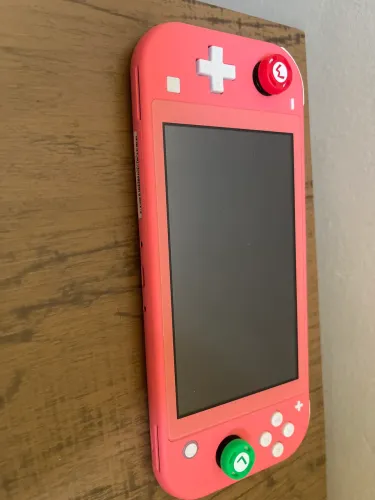 Nintendo Switch Lite - salmão
