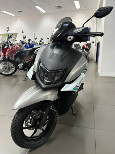 Nova ZR 125cc + Financiamento taxa 1,29aa + cartao ate 21X + Pronta Entrega