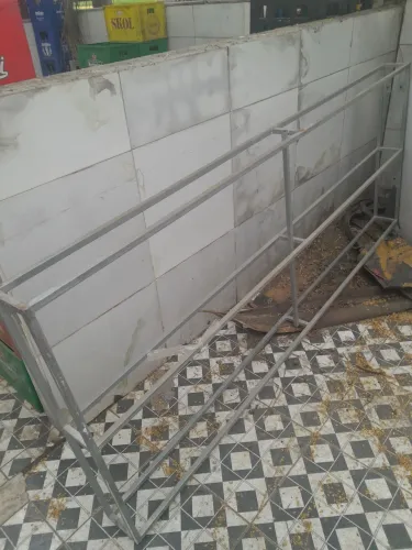 Estrutura para Placa em Metalon