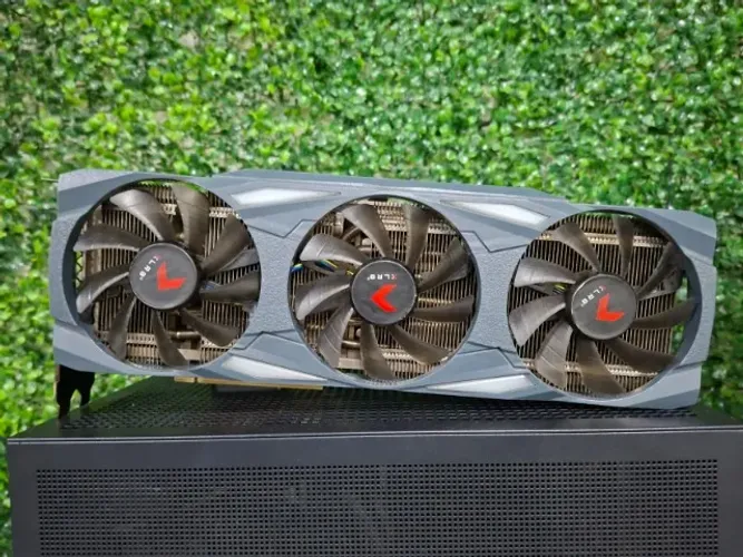 Placa de vídeo RTX 3090 24gb PNY Modelo XLRB em perfeito estado