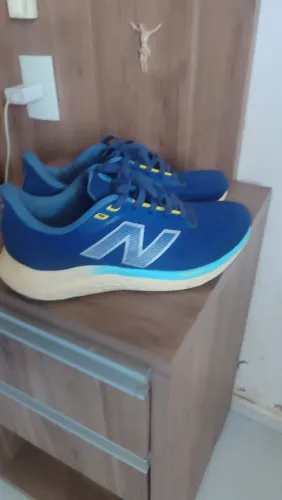 Tenis New Balance original.