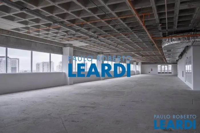 CONJ. COMERCIAL - VÁRZEA DA BARRA FUNDA - SP