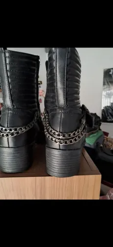 Bota em couro 36 estado de nova