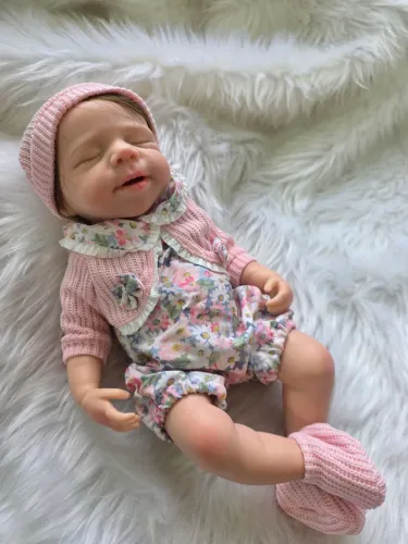 Bebê Reborn de Silicone Sólido 33cm