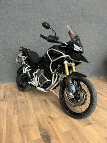 TRIUMPH TIGER 1200 RALLY BLACK EDITION