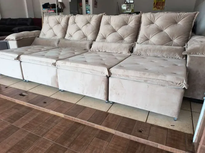 Sofá retrátil e reclinável pronta entrega.