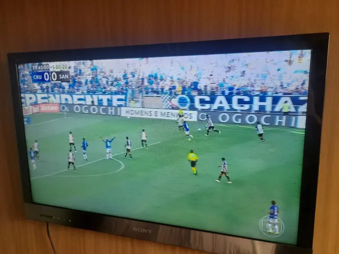 Vendo TV sony 32 não é smart
