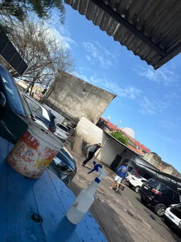 Vagas para acabamento e lavagem