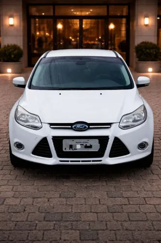 Ford Focus 2.0 16v/se/se Plus Flex 5P Aut. 2015