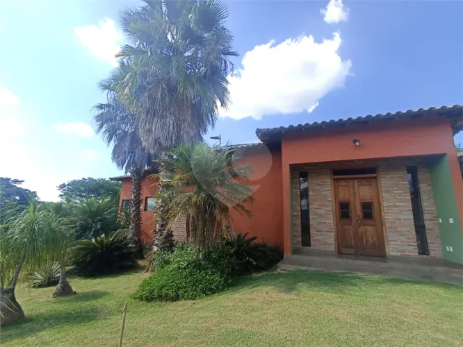 Casa à venda com 3 suítes no condomínio Village Ipanema 1, Araçoiaba Da Serra - SP