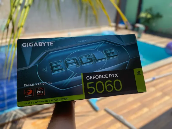 PLACA DE VÍDEO RTX 5060 LACRADA