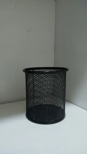 Porta lápis metálico preto 