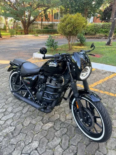 Royal Enfield Meteor 350 2025 Impecável. Única no Brasil