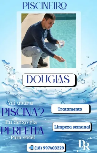 Limpeza e tratamento de piscinas.