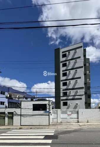 Apartamento à venda no Cond. Residencial Santa Matilde, Capim Macio, Natal/RN