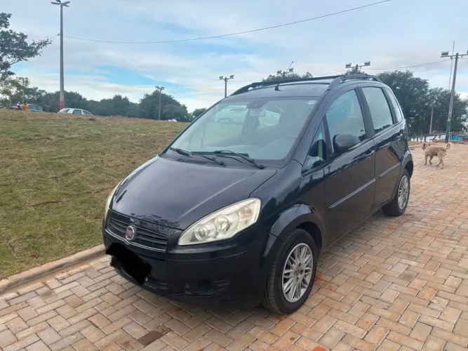 Fiat Idea Essence 1.6 Flex 16V 5P 2012