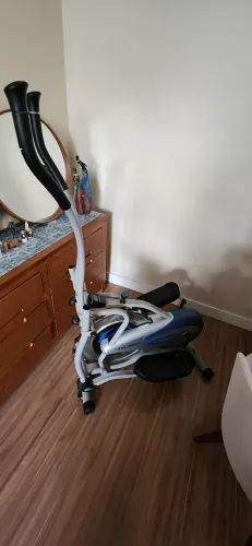 Orbitrek Seminovo - Excelente estado, display funcionando, ótimo para treinar em casa