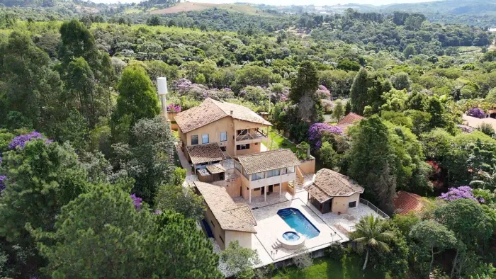 Chácara em Condomínio com 8 quartos, Dona Catarina, Mairinque - R$ 1.8 mi, Cod: CO-1239