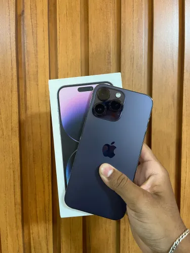 iPhone 14 Pro Max - 128GB Roxo