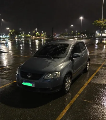 Volkswagen Fox City 1.0mi/ 1.0mi Total Flex 8V 3P 2010
