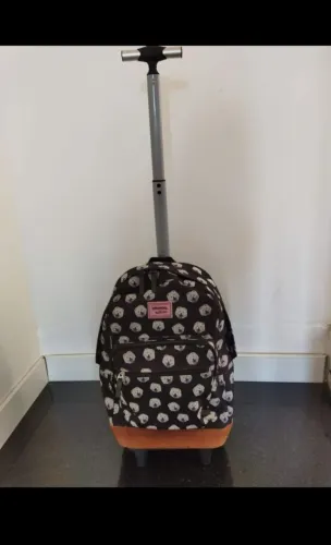 Mochila com rodinhas