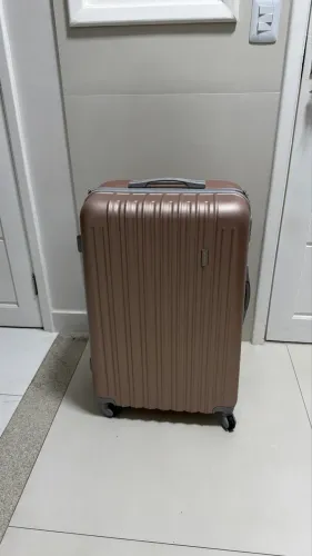 Mala Média para viagem