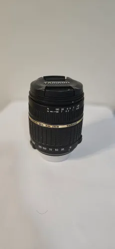 Lente Tomron XR DiII AF 18-200