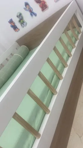 Cama montessoriana com colchão 