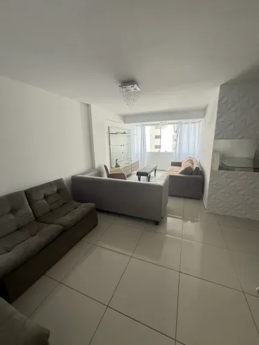 Apartamento Ponta Verde 1 quadra da praia 130m