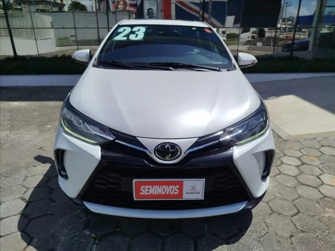 Toyota Yaris XLS Connect 1.5 Flex 16V 5P AUT 2023
