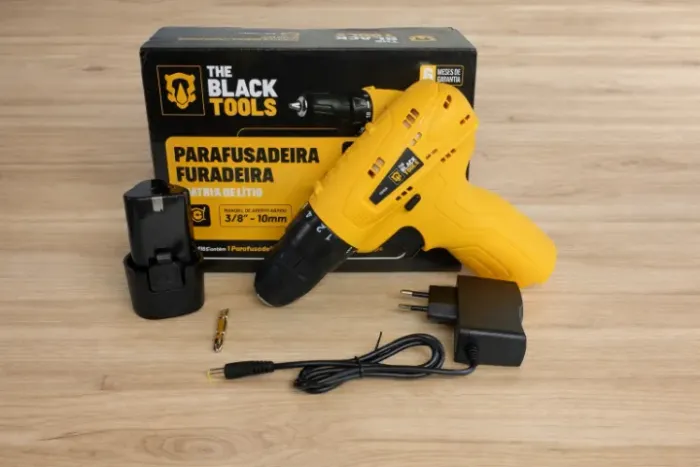 Parafusadeira 12V BlackTools - Nova na Caixa