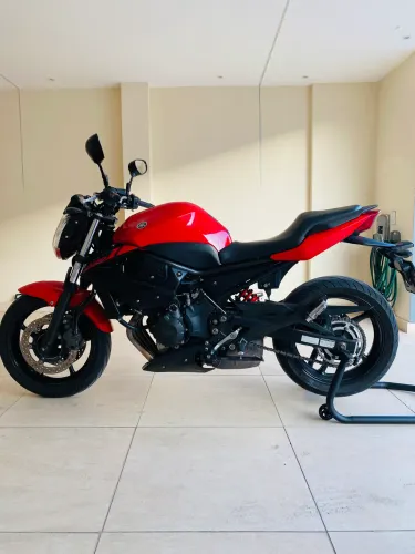 Yamaha XJ6 N 2012