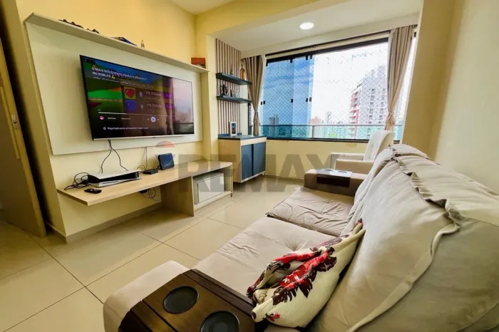 Apartamento Casa amarela 57m², 2 quartos, piscina, academia, andar alto