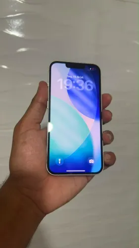 IPhone 13 128GB em perfeito estado
