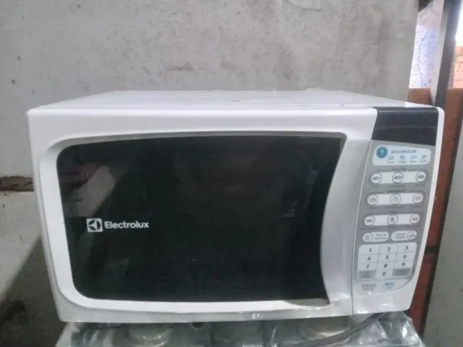 MICRO-ONDAS ELECTROLUX