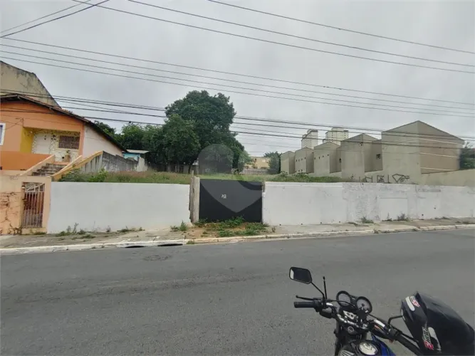 Terreno para locação em Vila santa clara - SP